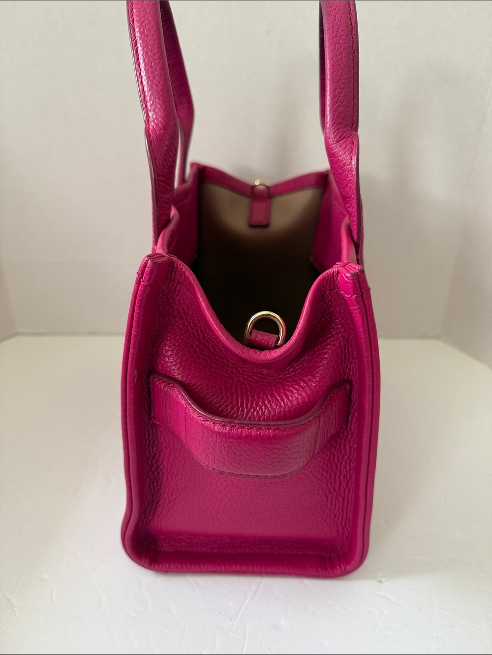 Marc Jacobs The Leather Small Tote Bag in Fuchsia - Picture 6 of 8